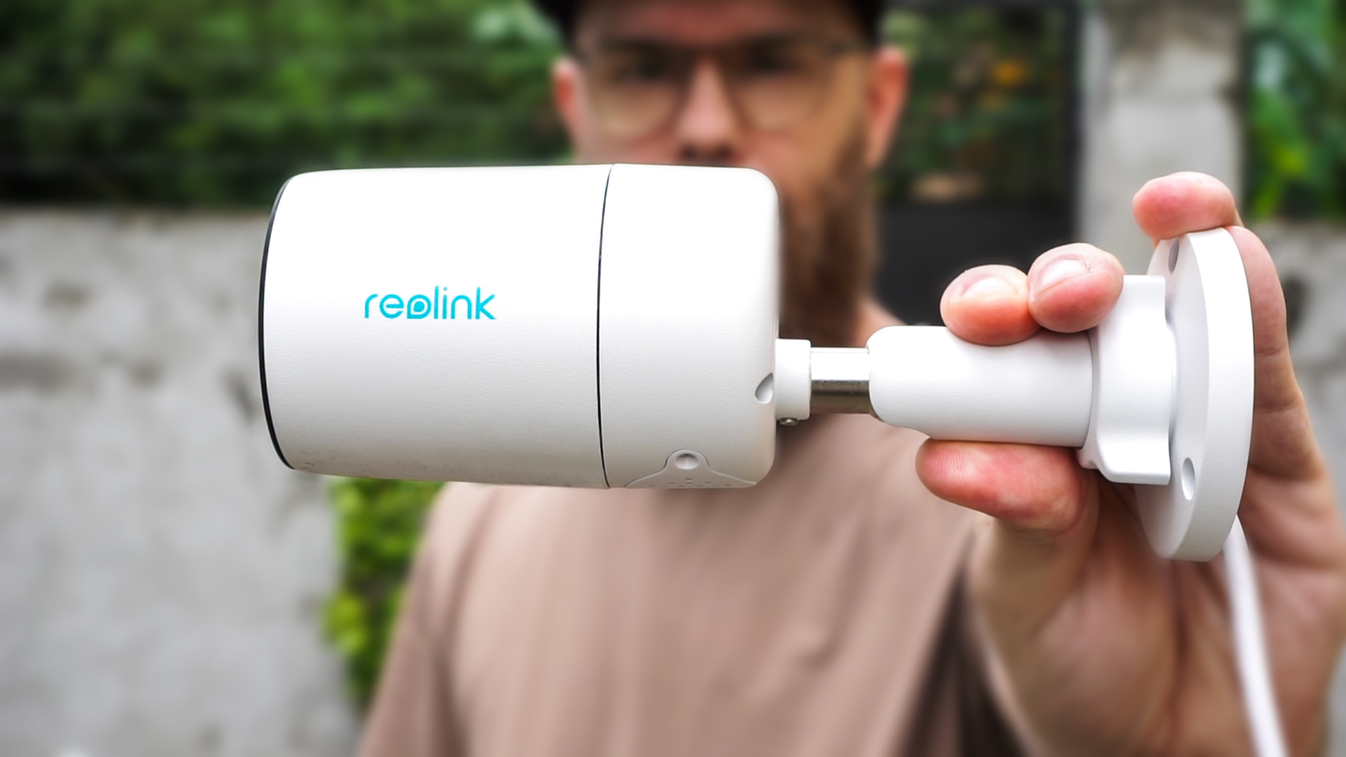 Watch Reolink CX410C 4MP POE Security Camera Review on Amazon Live